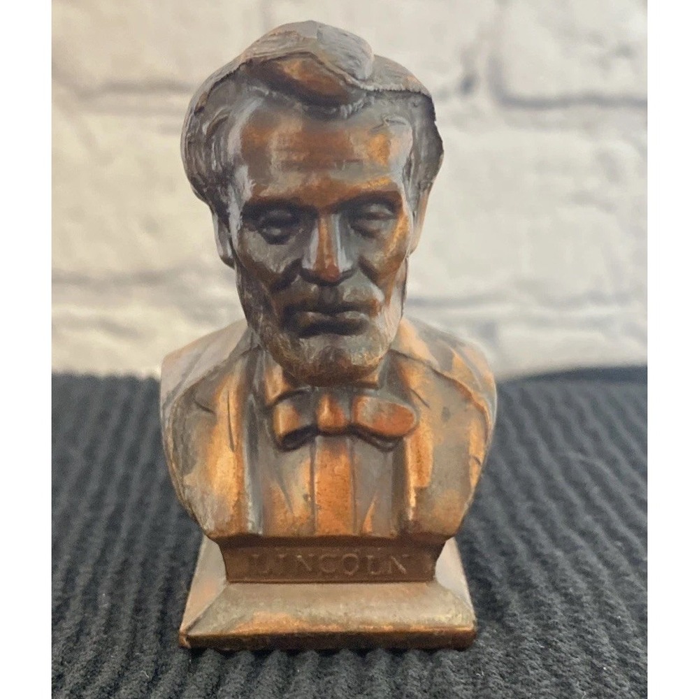 ABRAHAM LINCOLN Miniature Bronze Copper Tone Bust 1960s 2.5"